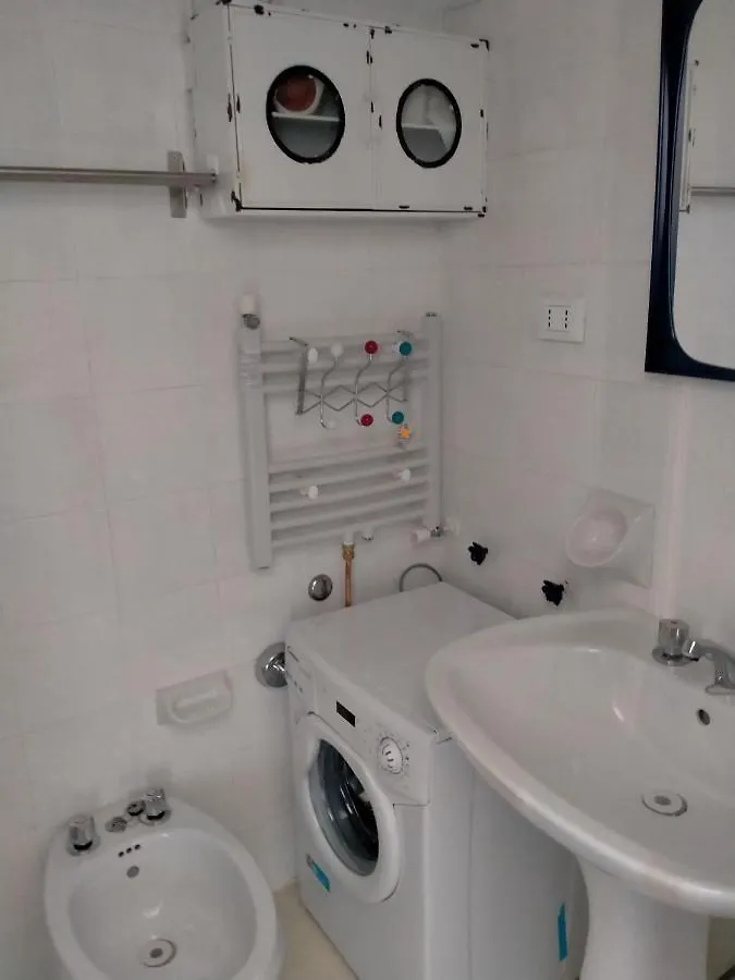 Trilocale In Dimora Tipica Apartment Montale